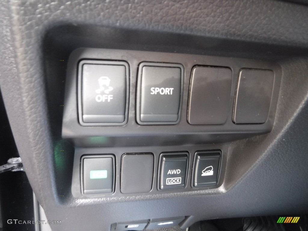 2015 Rogue S AWD - Super Black / Charcoal photo #14