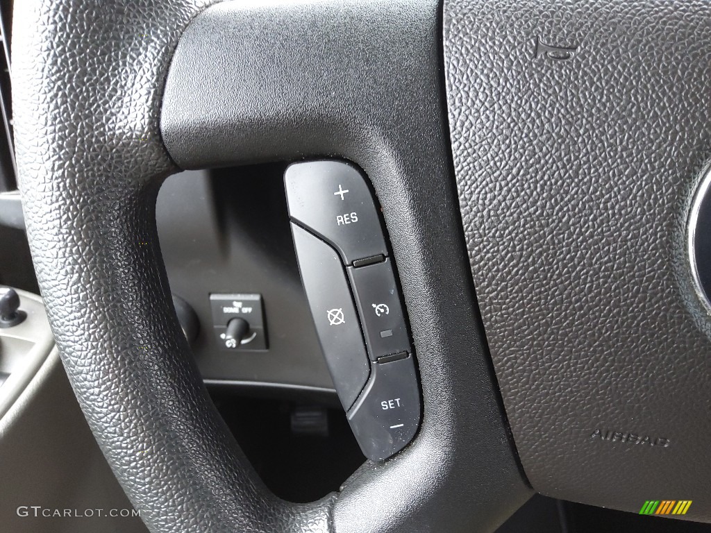 2020 Chevrolet Express 3500 Passenger LT Steering Wheel Photos