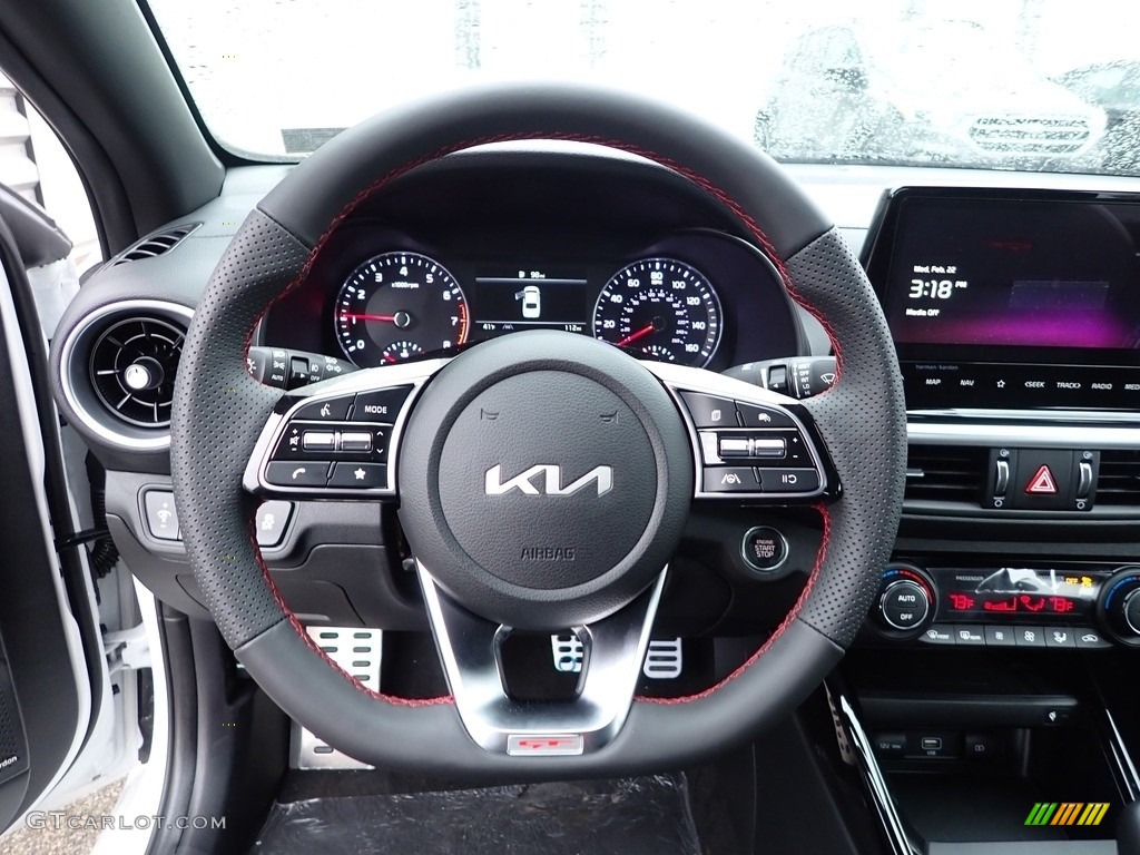 2023 Forte GT - Snow White Pearl / Black photo #19