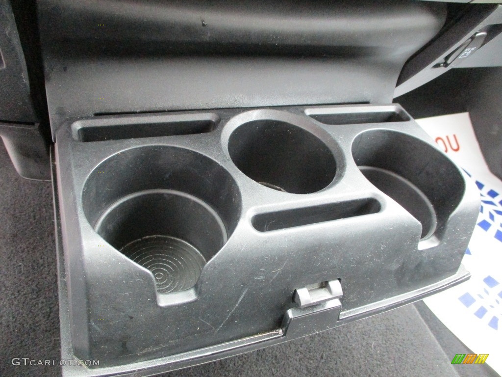 2012 Ram 1500 ST Quad Cab 4x4 - Bright White / Dark Slate Gray/Medium Graystone photo #22