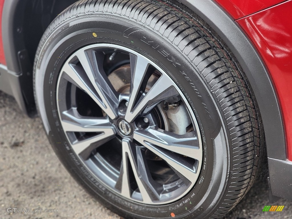 2020 Nissan Rogue SV AWD Wheel Photos