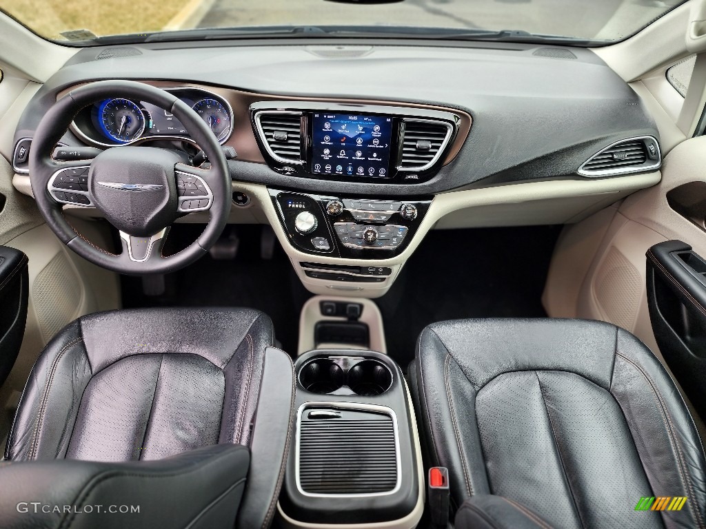 2018 Pacifica Touring L Plus - Billet Silver Metallic / Black/Alloy photo #10