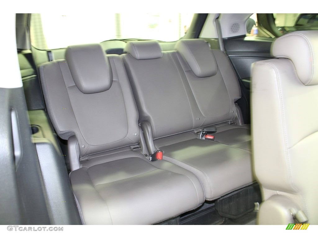 2019 Odyssey Elite - Pacific Pewter Metallic / Mocha photo #40