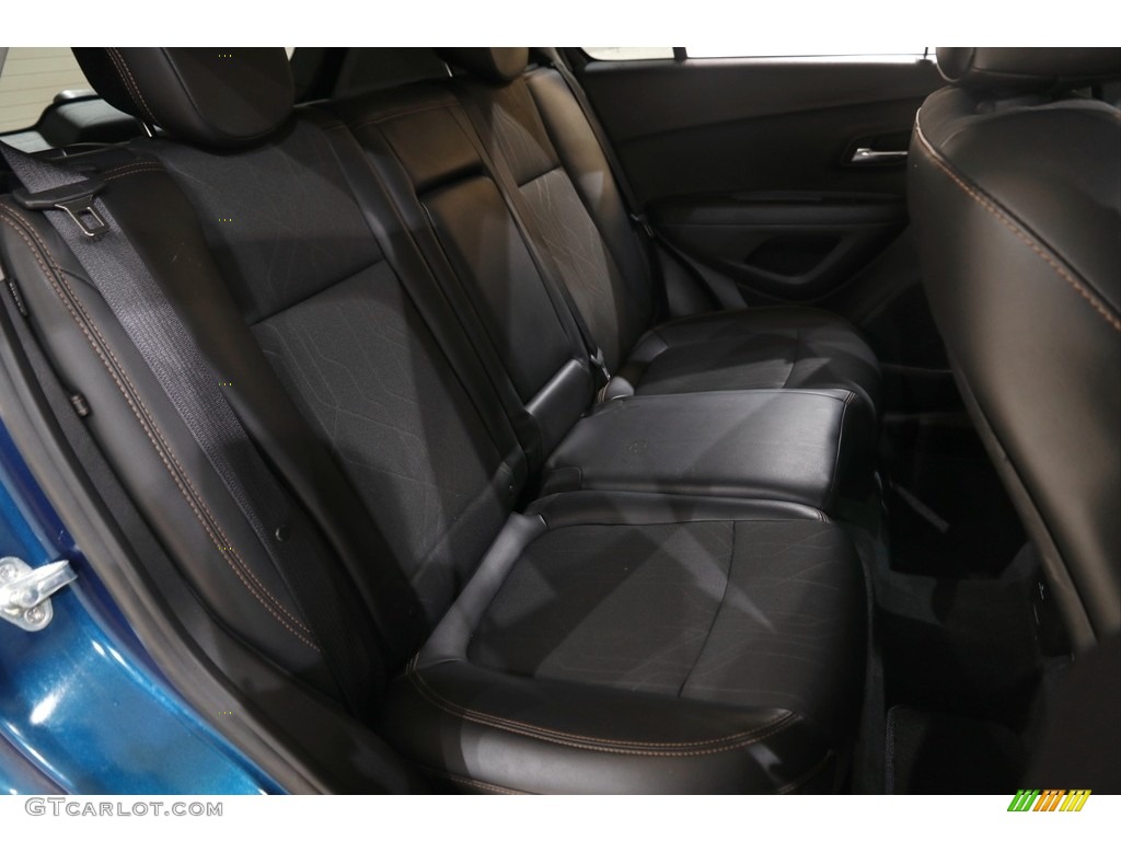 2019 Trax LT AWD - Pacific Blue Metallic / Jet Black photo #15