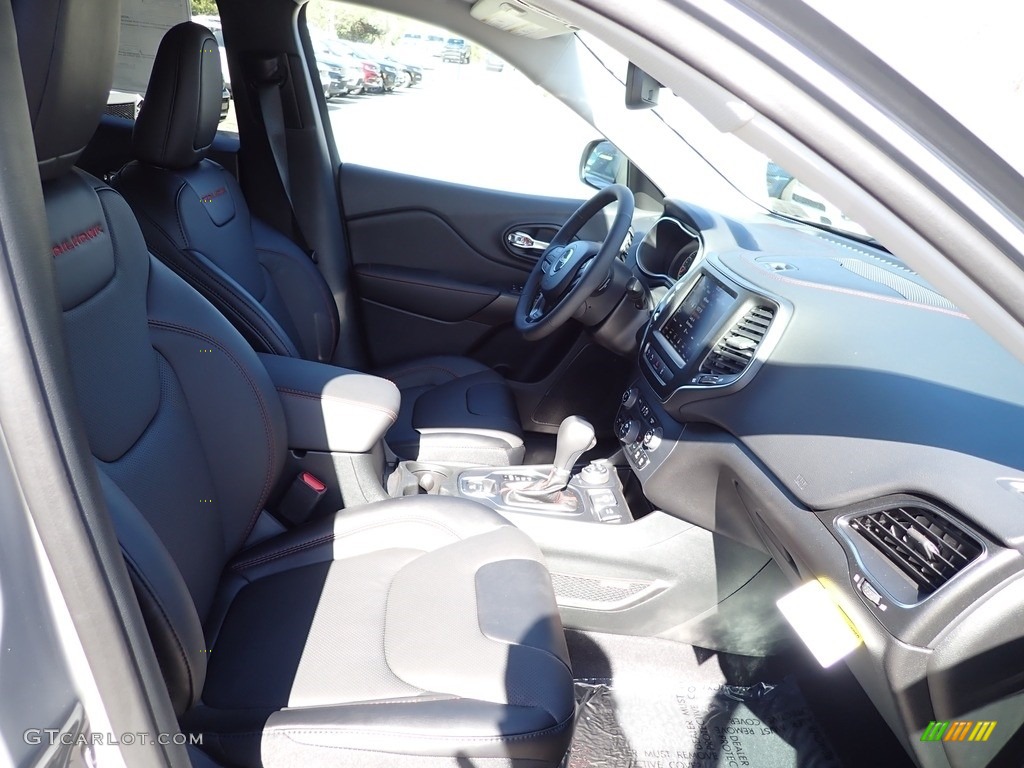 2023 Cherokee Trailhawk 4x4 - Sting-Gray / Black photo #10