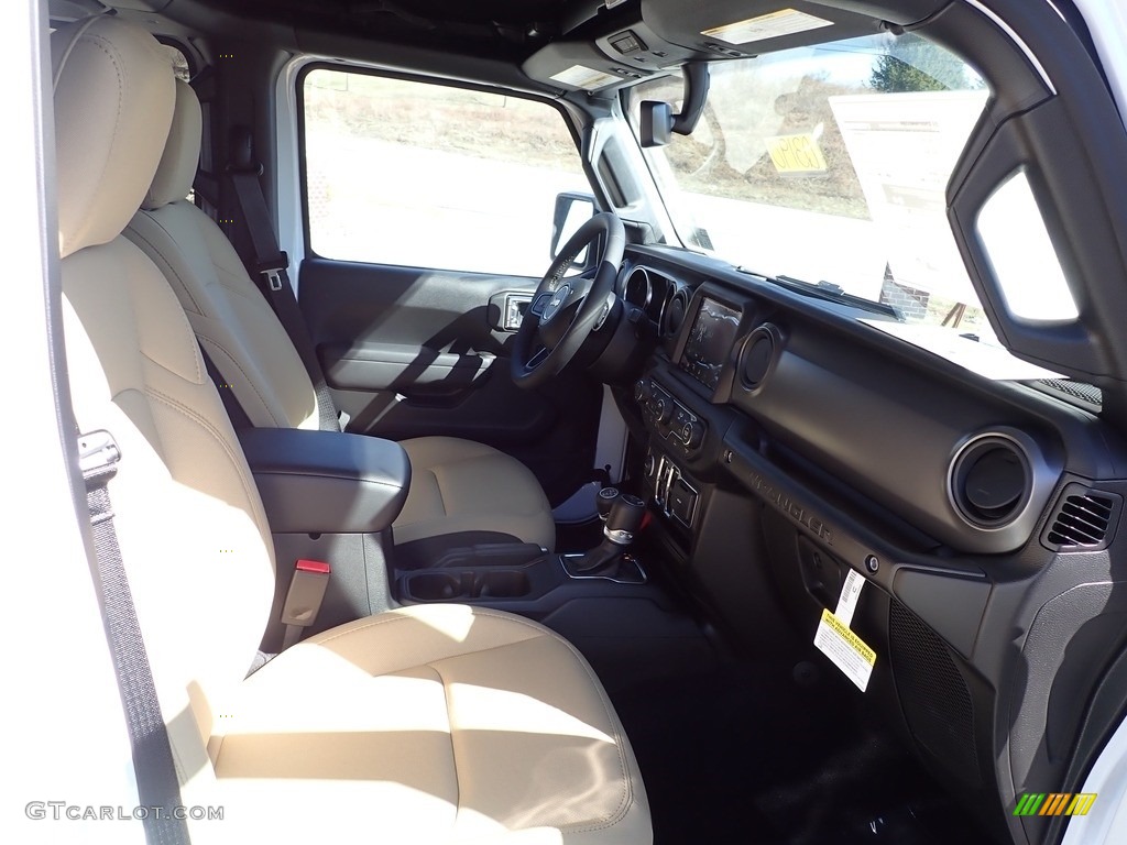 2023 Jeep Wrangler Unlimited Sport 4x4 Front Seat Photo #145683283