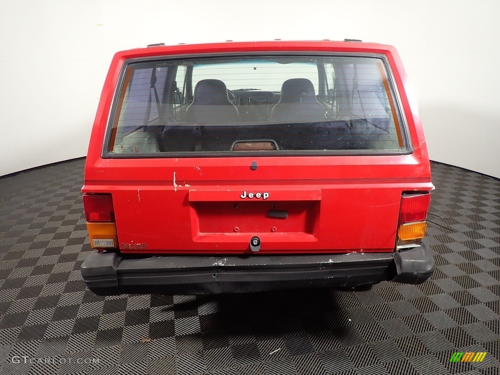 1996 Cherokee SE - Flame Red / Gray photo #8