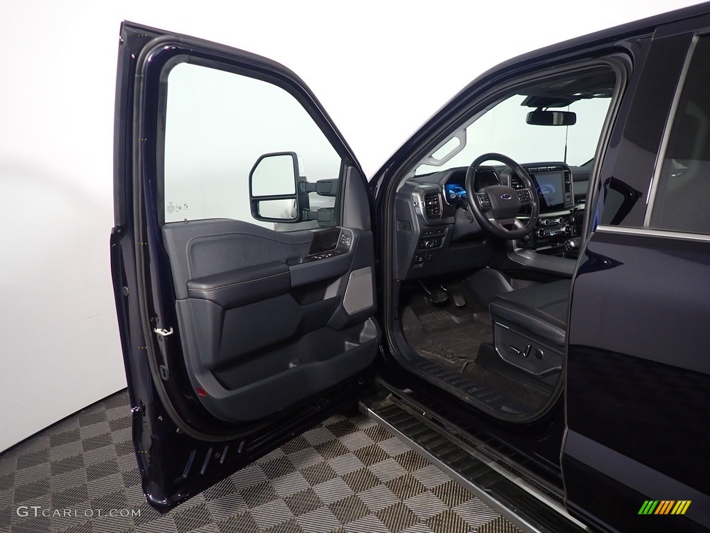 2022 F150 Lariat SuperCrew 4x4 - Atlas Blue Metallic / Black photo #19