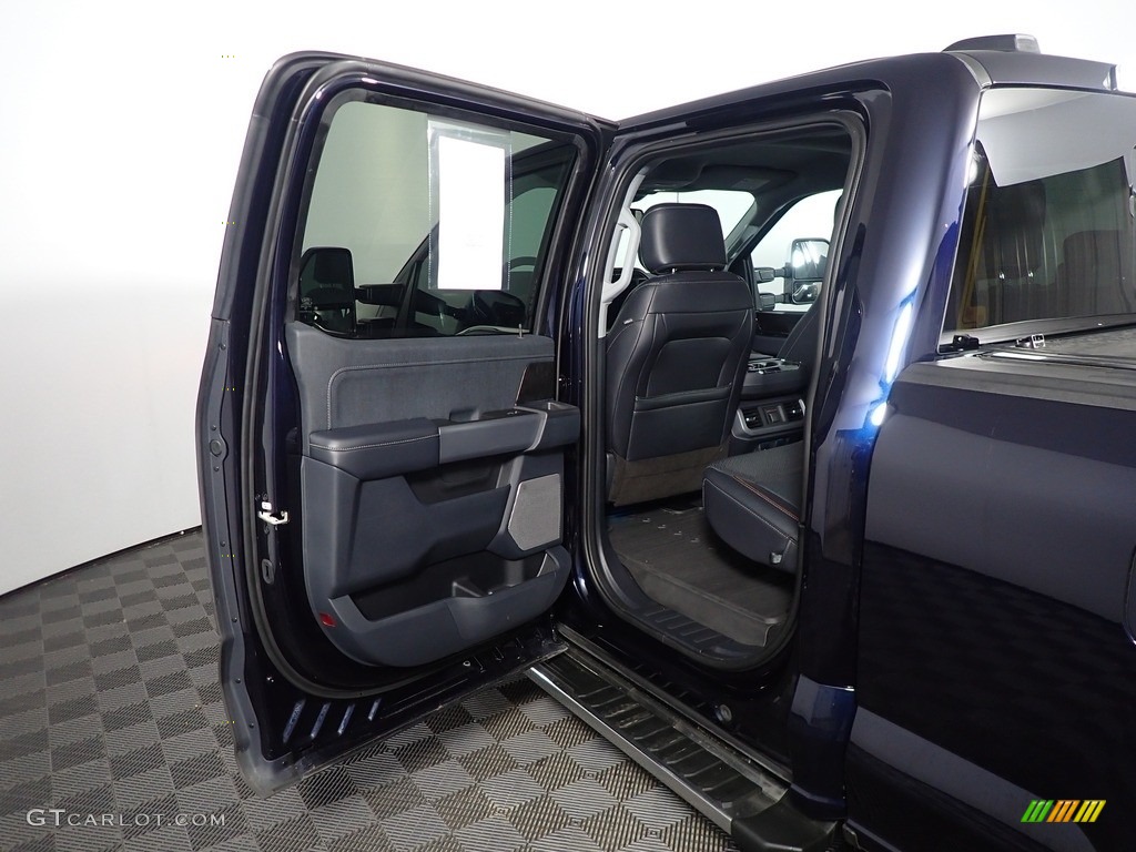 2022 F150 Lariat SuperCrew 4x4 - Atlas Blue Metallic / Black photo #32
