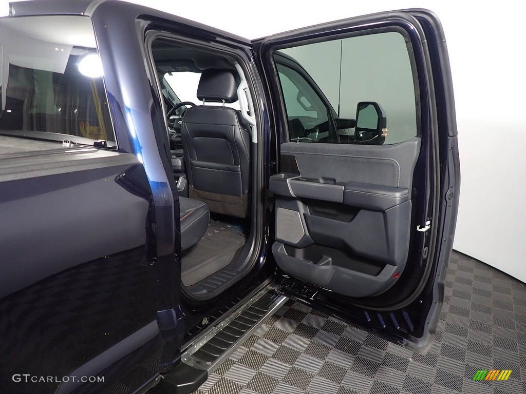 2022 F150 Lariat SuperCrew 4x4 - Atlas Blue Metallic / Black photo #34