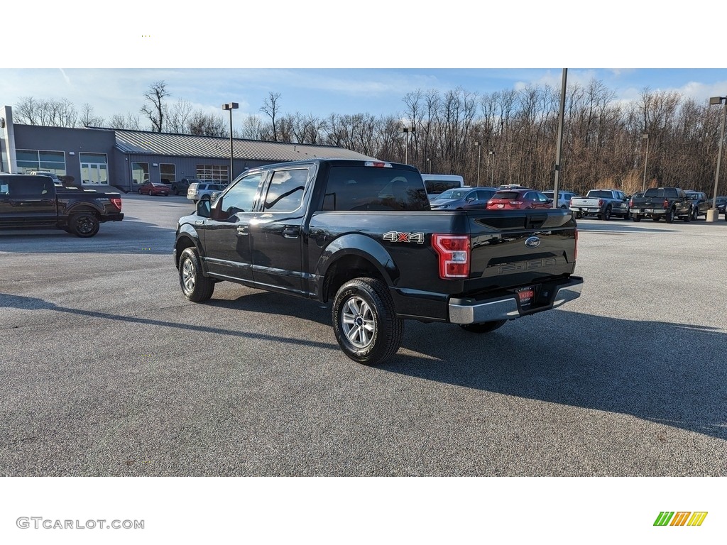 2018 F150 XLT SuperCrew 4x4 - Shadow Black / Earth Gray photo #3