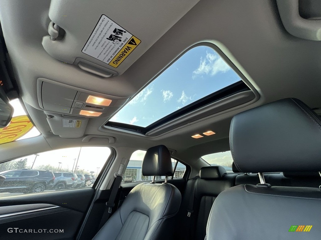 2021 Mazda Mazda6 Grand Touring Reserve Sunroof Photos