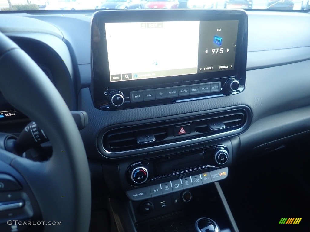 2023 Kona Limited AWD - Lunar White / Black photo #17