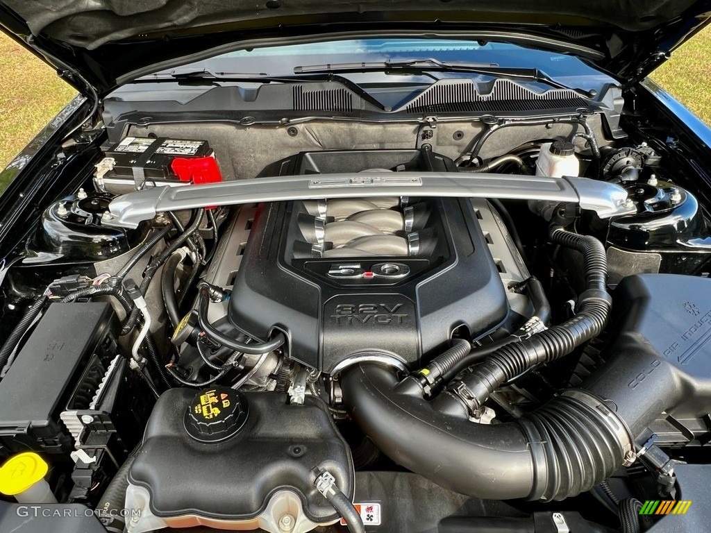 2014 Ford Mustang GT Premium Coupe Engine Photos