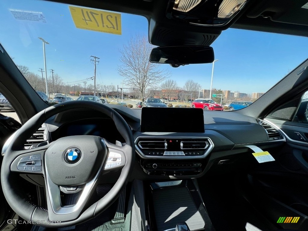 2023 X3 xDrive30i - Black Sapphire Metallic / Black photo #11