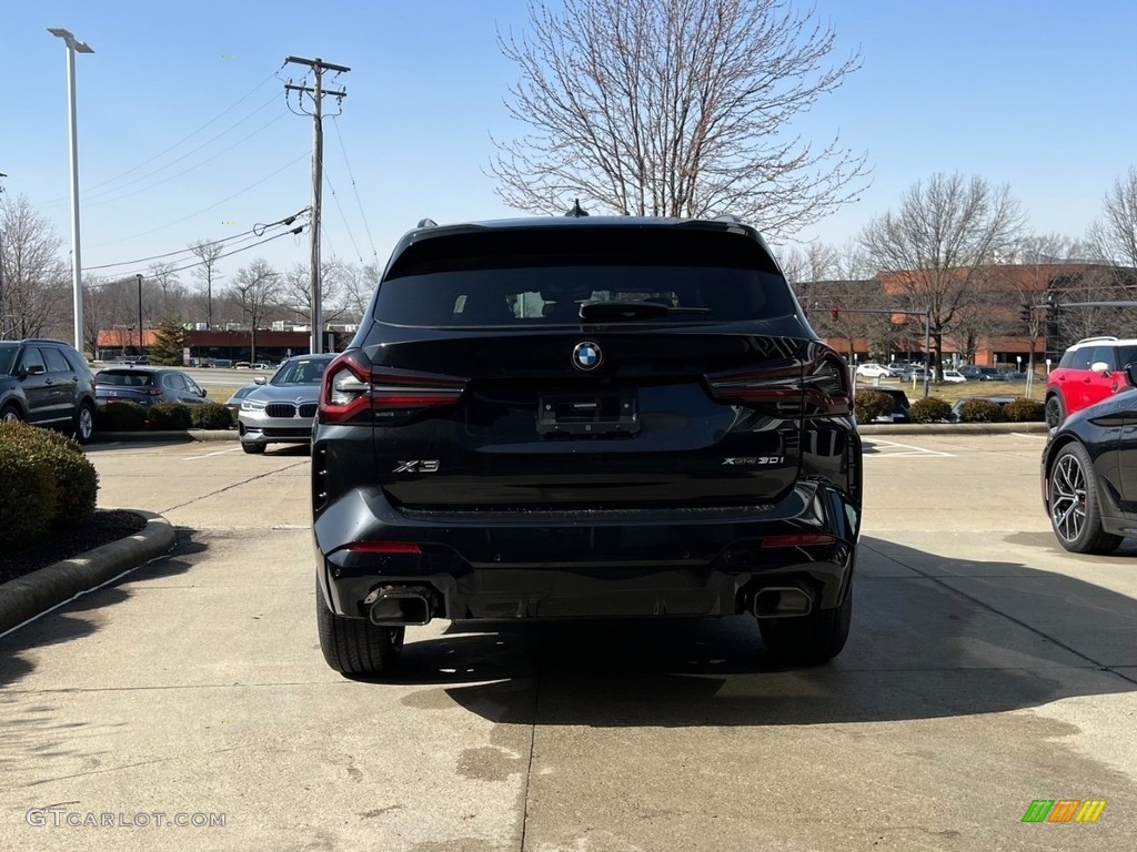 2023 X3 xDrive30i - Black Sapphire Metallic / Tacora Red photo #4
