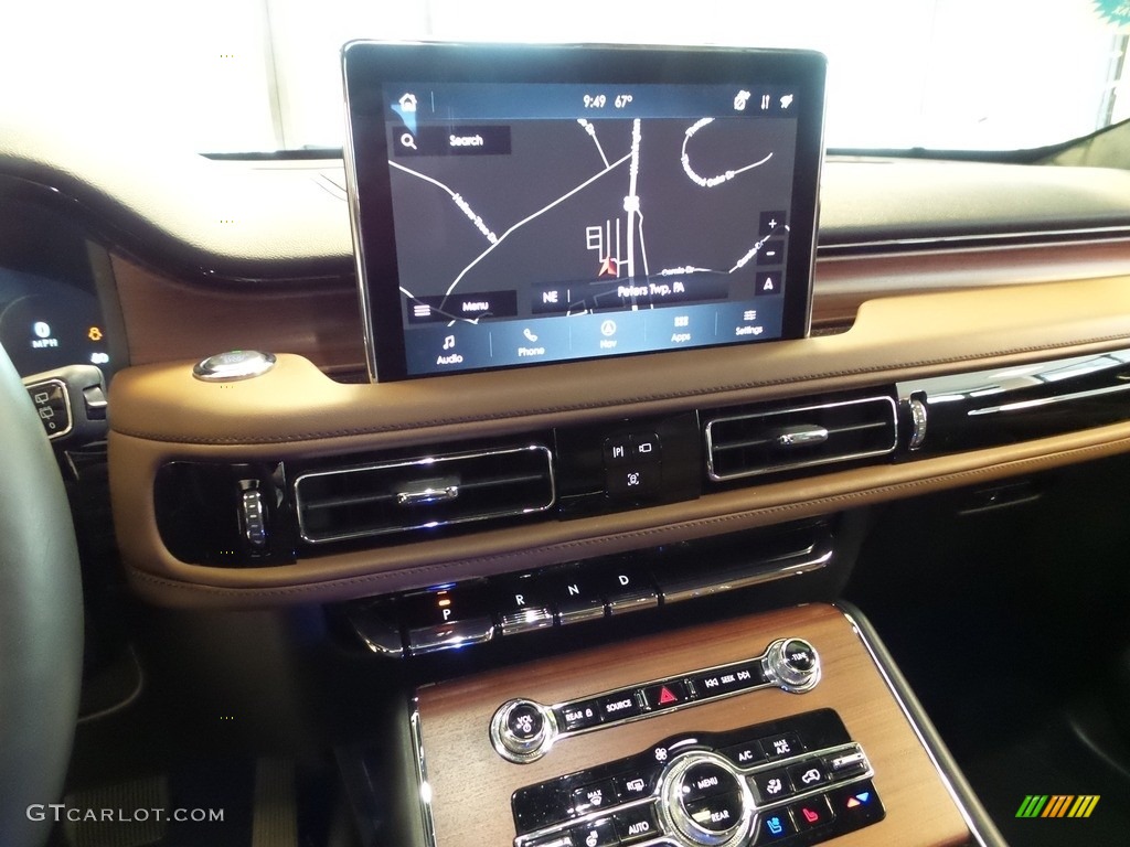 2022 Lincoln Aviator Reserve AWD Controls Photos