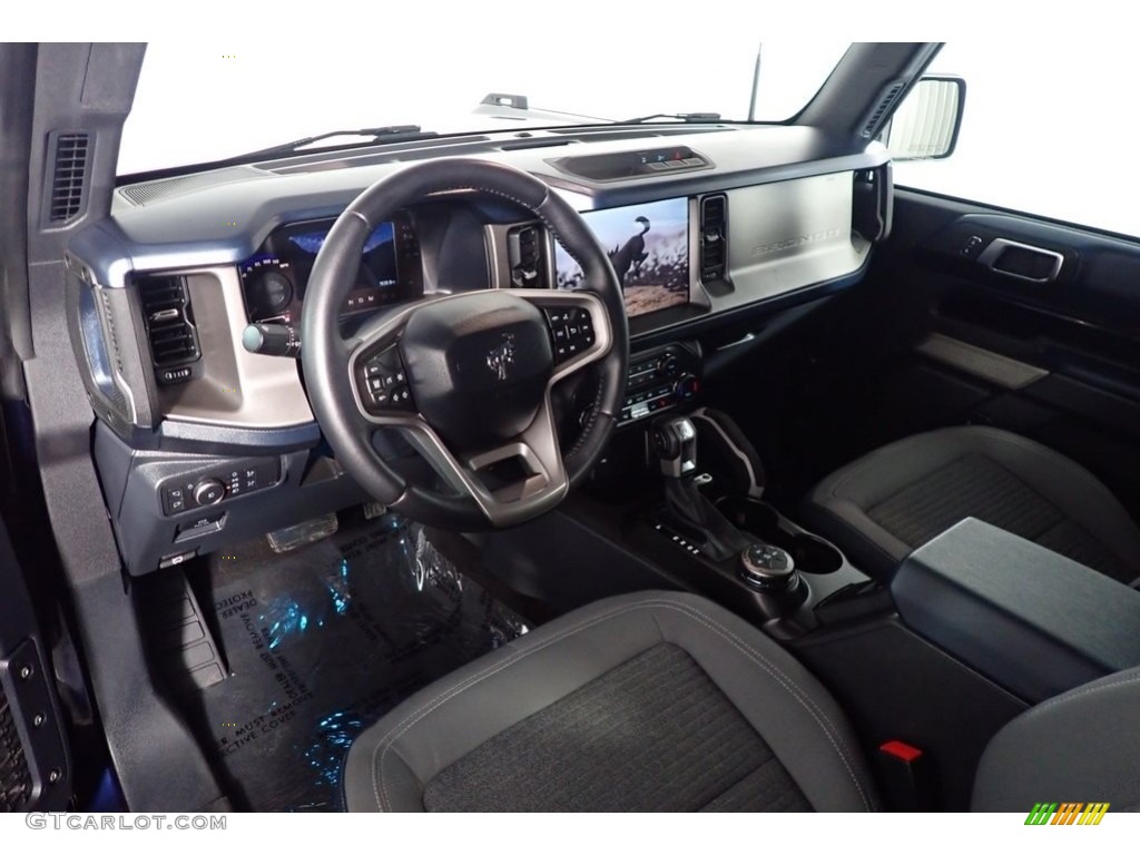 2021 Ford Bronco Outer Banks 4x4 2-Door Front Seat Photo #145691843