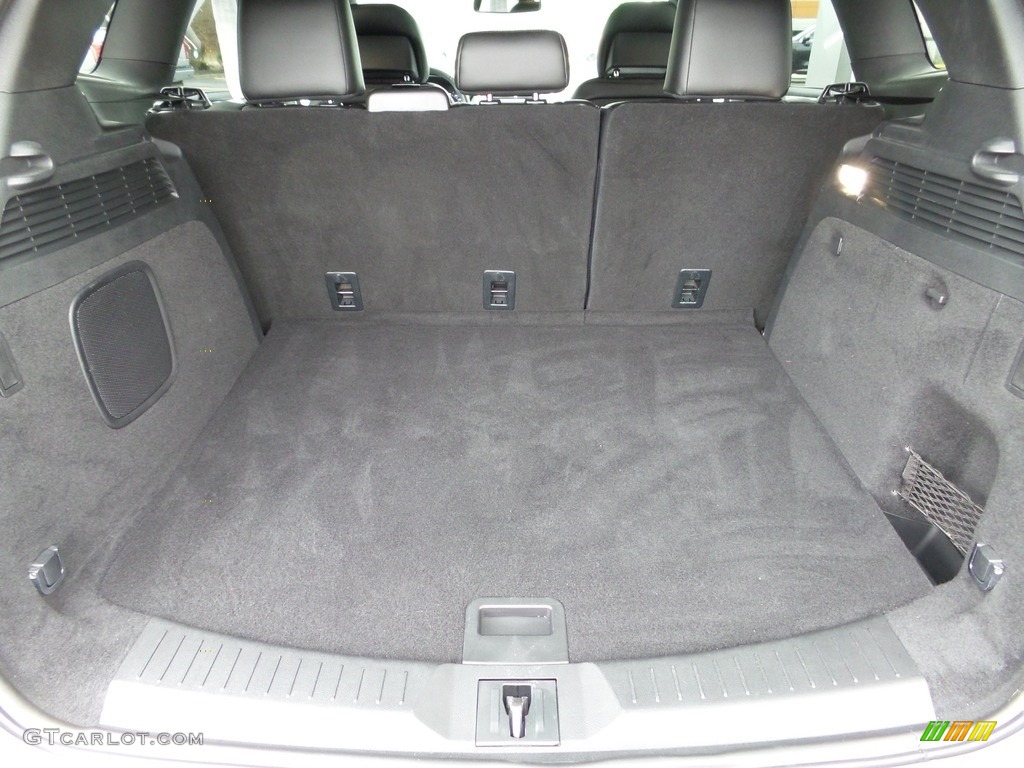 2019 Lincoln MKC AWD Trunk Photo #145692284