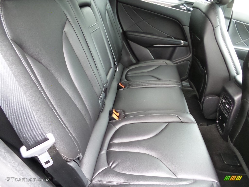 2019 Lincoln MKC AWD Rear Seat Photo #145692512