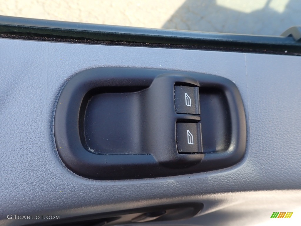 2019 Transit Van 250 MR Regular - Oxford White / Pewter photo #17