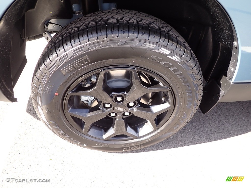2023 Ford Maverick XLT AWD Wheel Photos