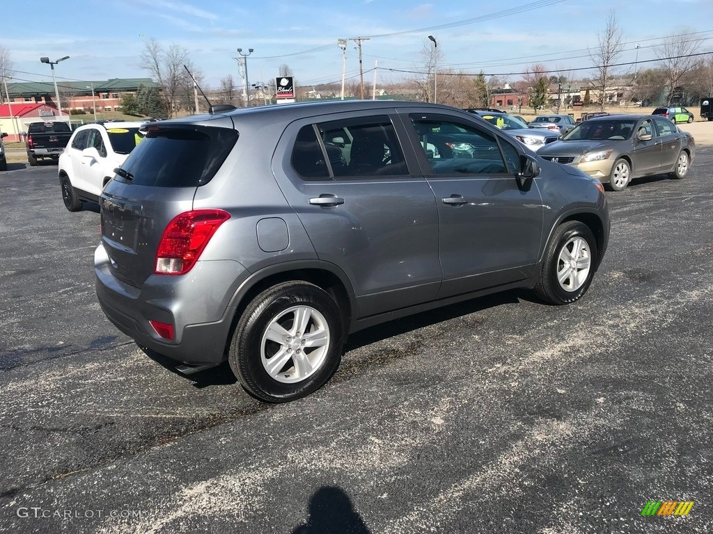 2020 Trax LS - Satin Steel Metallic / Jet Black photo #6