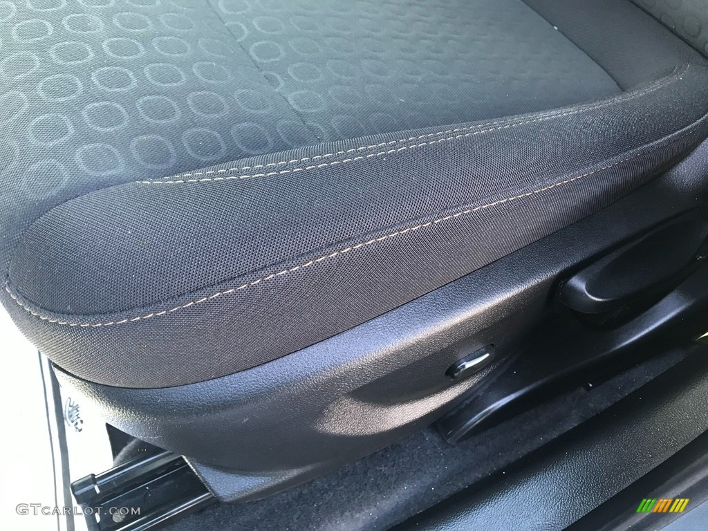 2020 Trax LS - Satin Steel Metallic / Jet Black photo #11