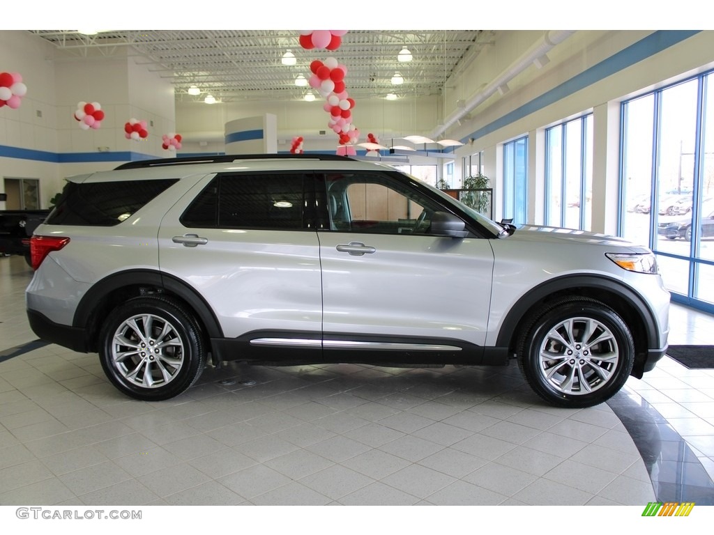 2021 Explorer XLT 4WD - Iconic Silver Metallic / Ebony photo #4