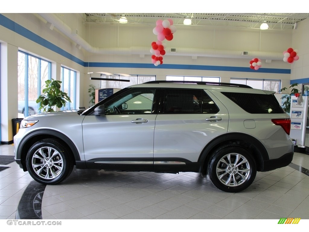 2021 Explorer XLT 4WD - Iconic Silver Metallic / Ebony photo #10