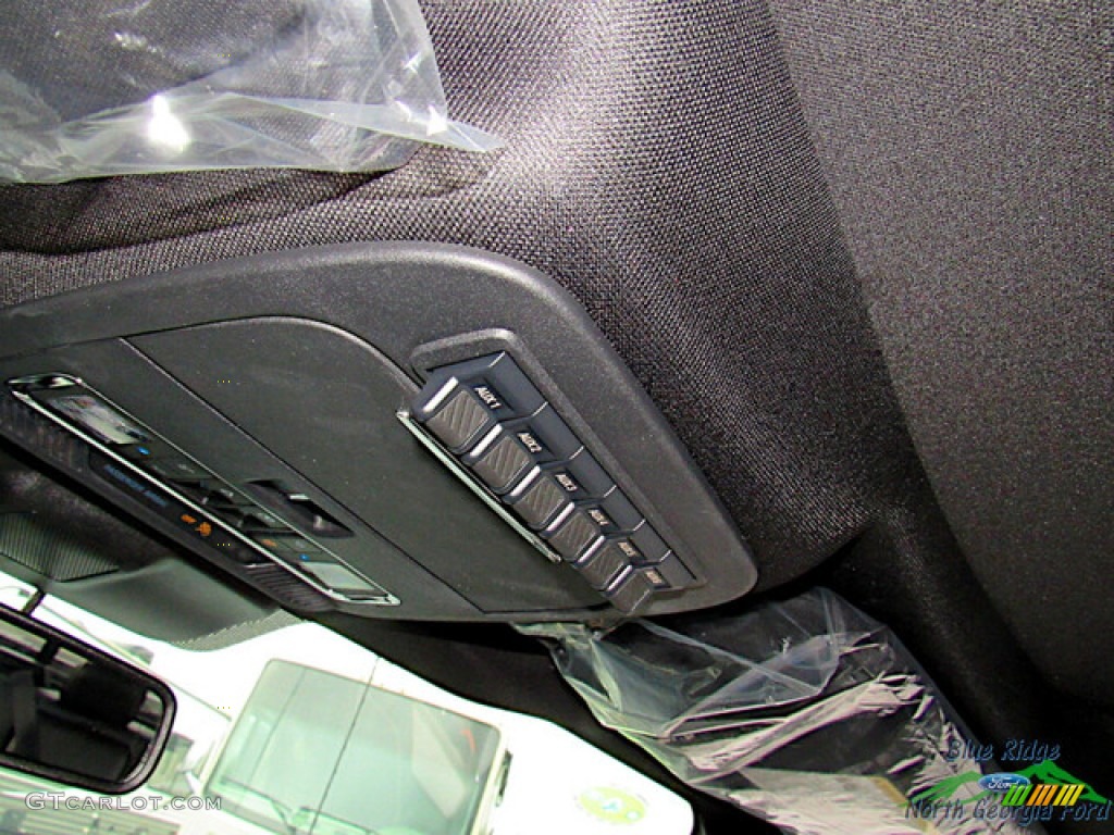 2023 Ford F150 SVT Raptor SuperCrew 4x4 Controls Photo #145697507