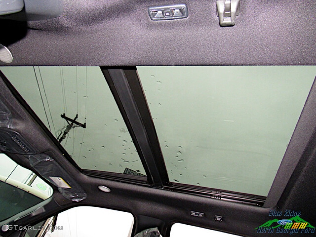2023 Ford F150 SVT Raptor SuperCrew 4x4 Sunroof Photo #145697519