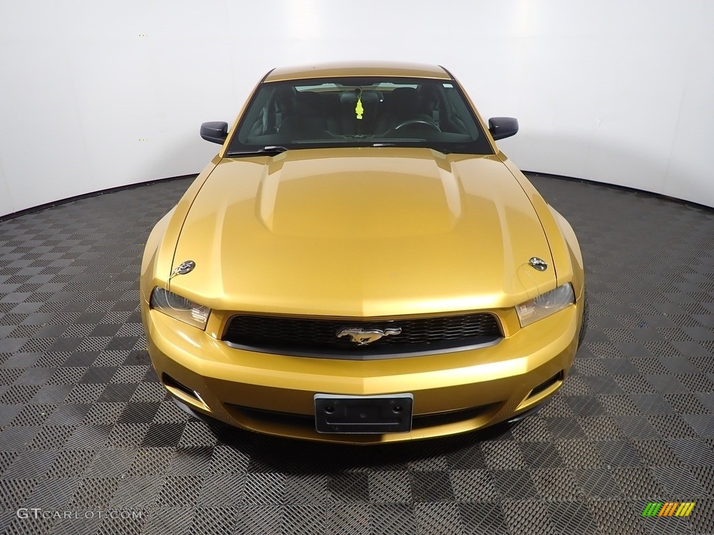 2010 Mustang V6 Coupe - Sunset Gold Metallic / Charcoal Black photo #4
