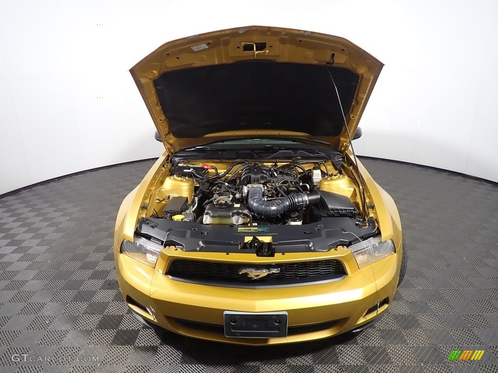 2010 Mustang V6 Coupe - Sunset Gold Metallic / Charcoal Black photo #5
