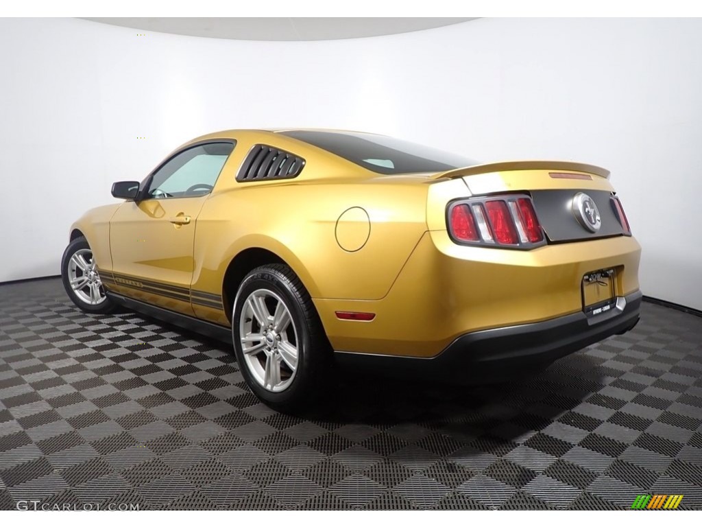 2010 Mustang V6 Coupe - Sunset Gold Metallic / Charcoal Black photo #10