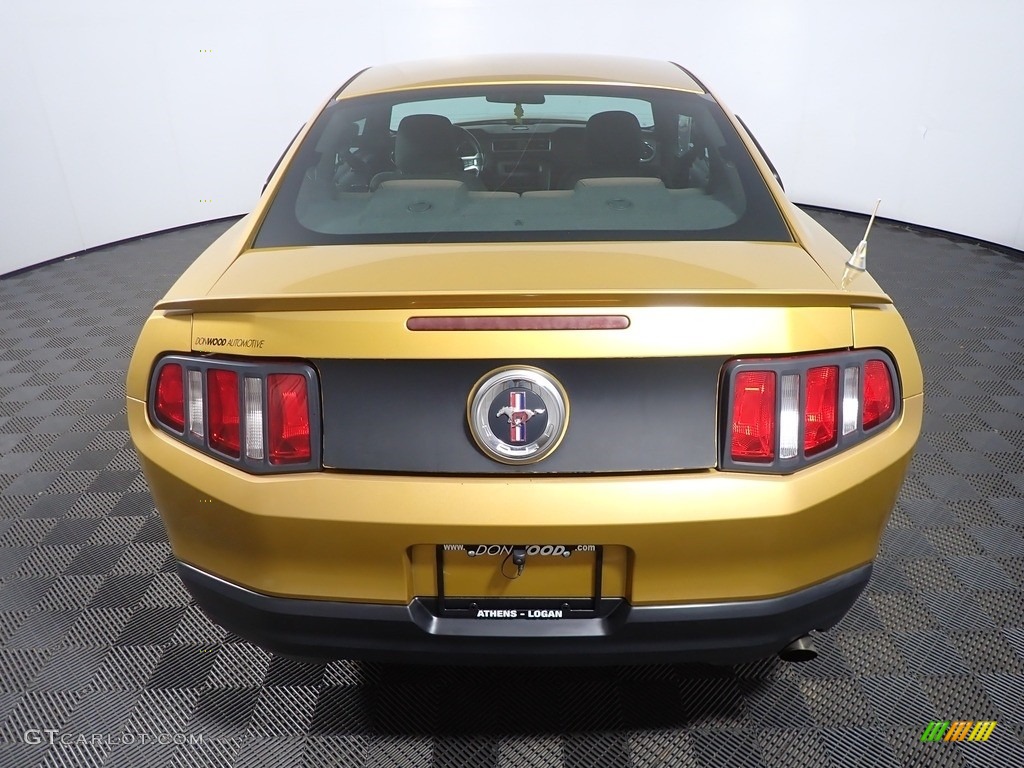 2010 Mustang V6 Coupe - Sunset Gold Metallic / Charcoal Black photo #12