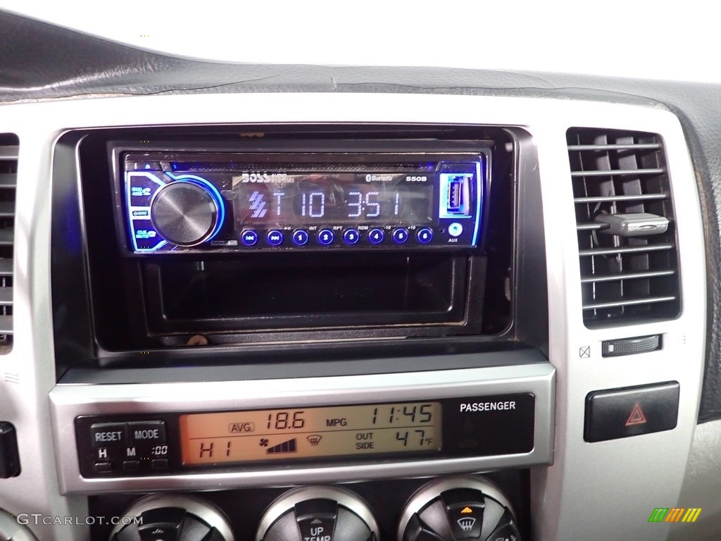 2004 4Runner SR5 4x4 - Galactic Gray Mica / Stone photo #13