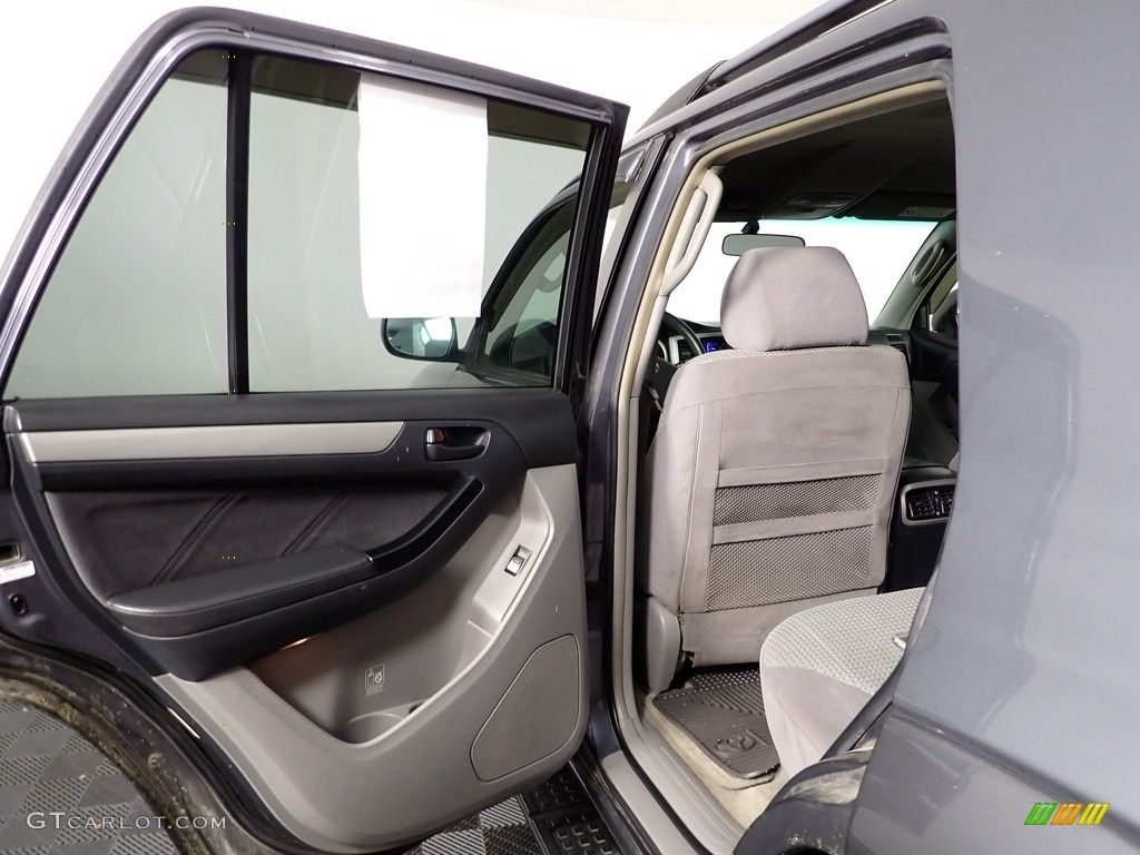 2004 4Runner SR5 4x4 - Galactic Gray Mica / Stone photo #17