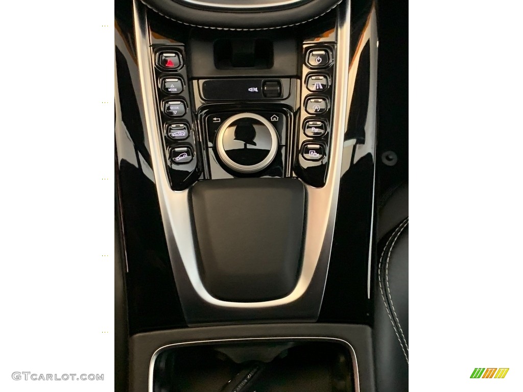2021 Aston Martin DBX AWD Controls Photos