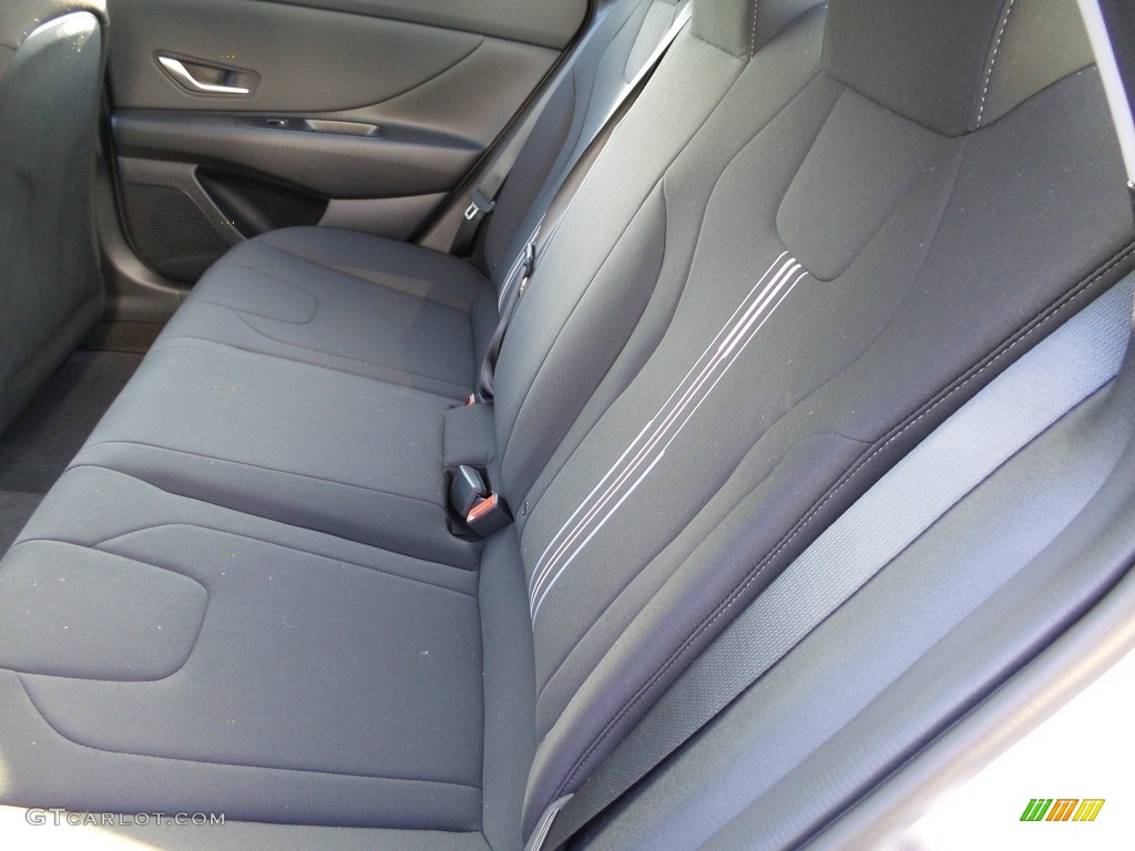 2023 Elantra SEL - Fluid Metal / Black photo #11