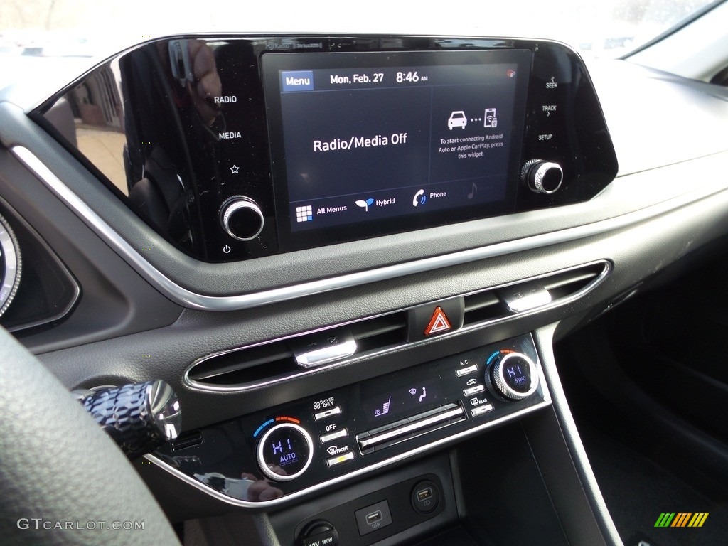 2023 Hyundai Sonata Blue Hybrid Controls Photos