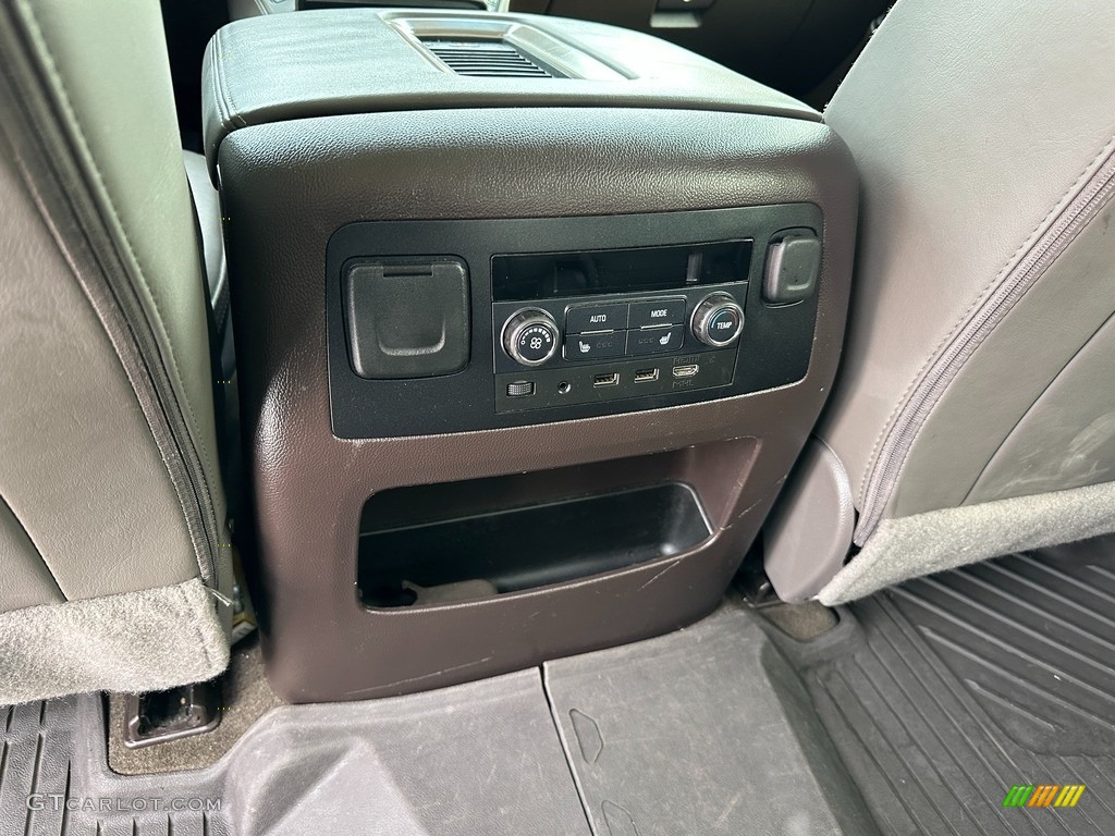 2017 Yukon Denali 4WD - Summit White / Cocoa/­Shale photo #12