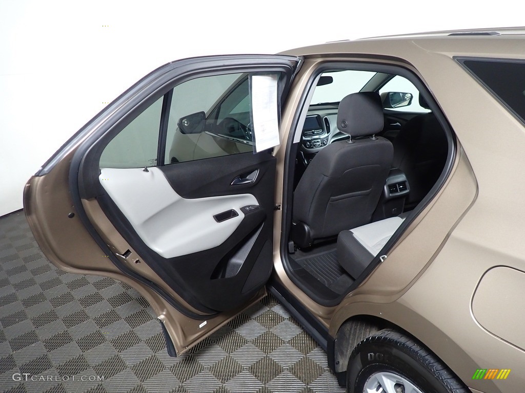 2018 Equinox LT - Sandy Ridge Metallic / Medium Ash Gray photo #30