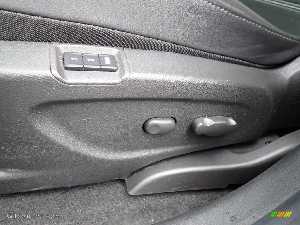 2019 Encore Essence AWD - Ebony Twilight Metallic / Ebony photo #21