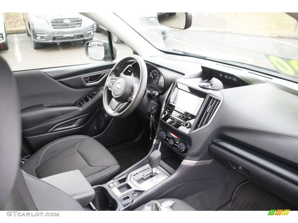 2019 Forester 2.5i - Dark Gray Metallic / Black photo #15