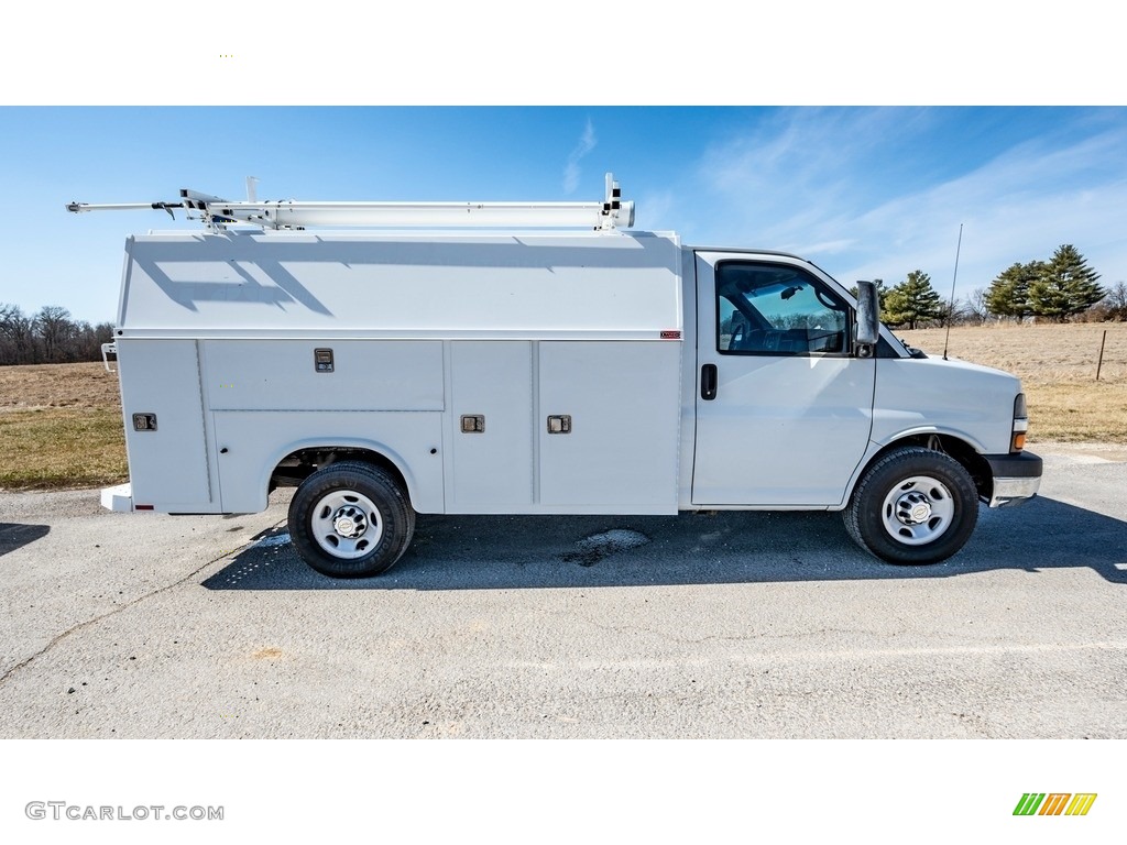 2012 Express Cutaway 3500 Commercial Utility Truck - Summit White / Pewter photo #2