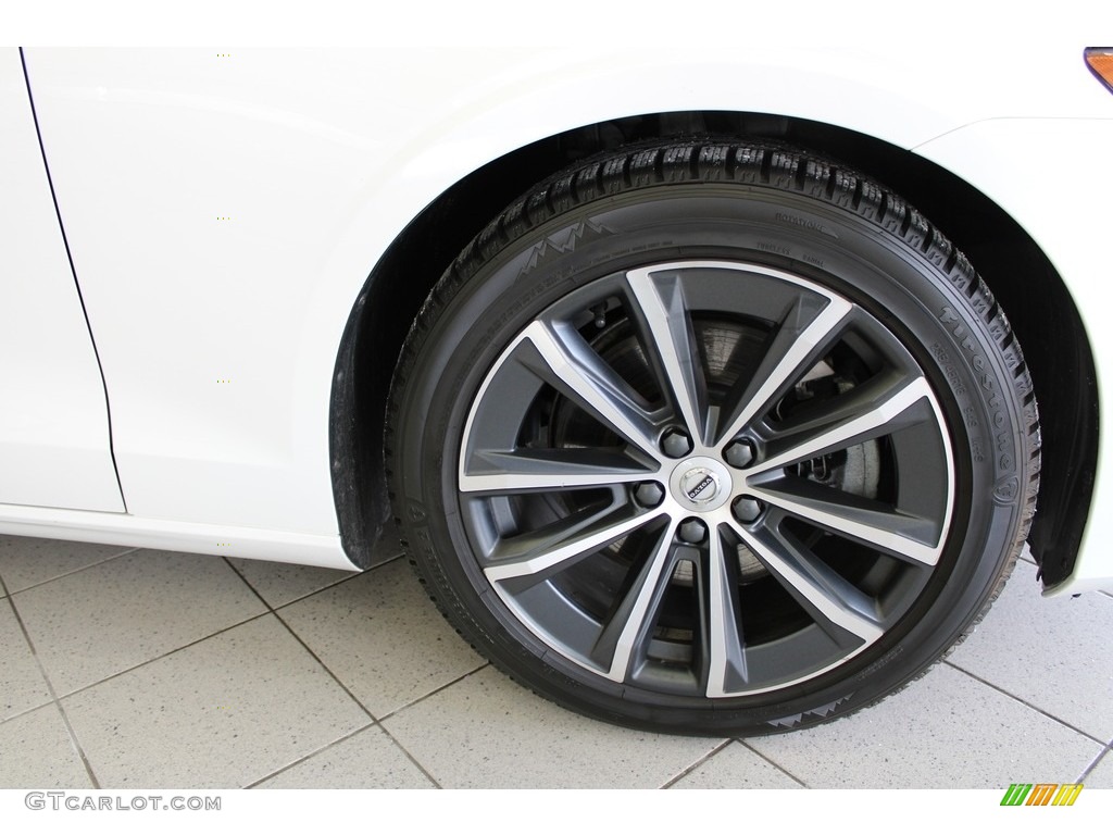 2022 Volvo S60 B5 Momentum Wheel Photo #145708418