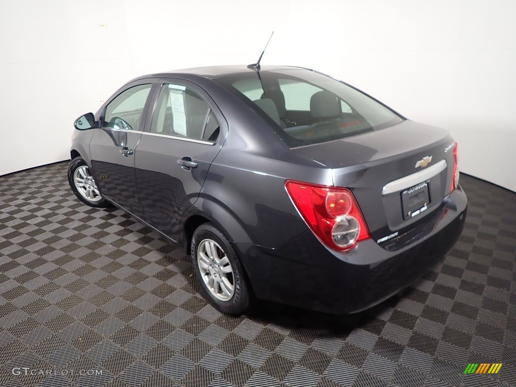 2014 Sonic LT Sedan - Ashen Gray Metallic / Jet Black/Dark Titanium photo #10
