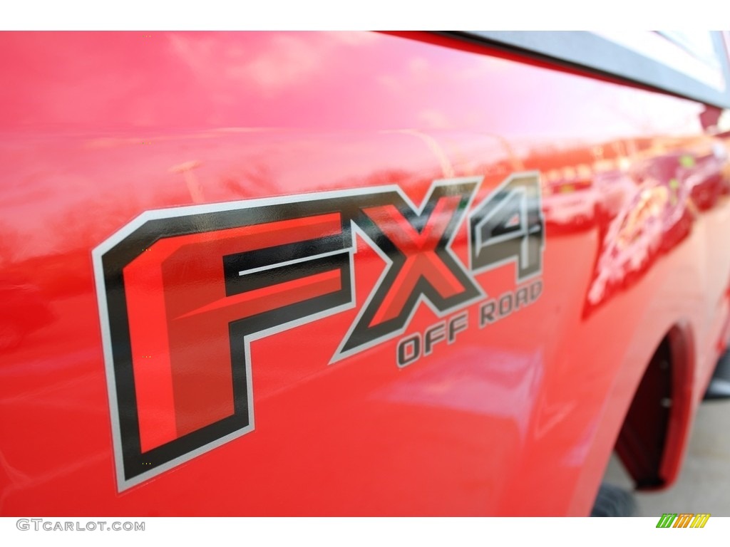2019 F250 Super Duty XL SuperCab 4x4 - Race Red / Earth Gray photo #9