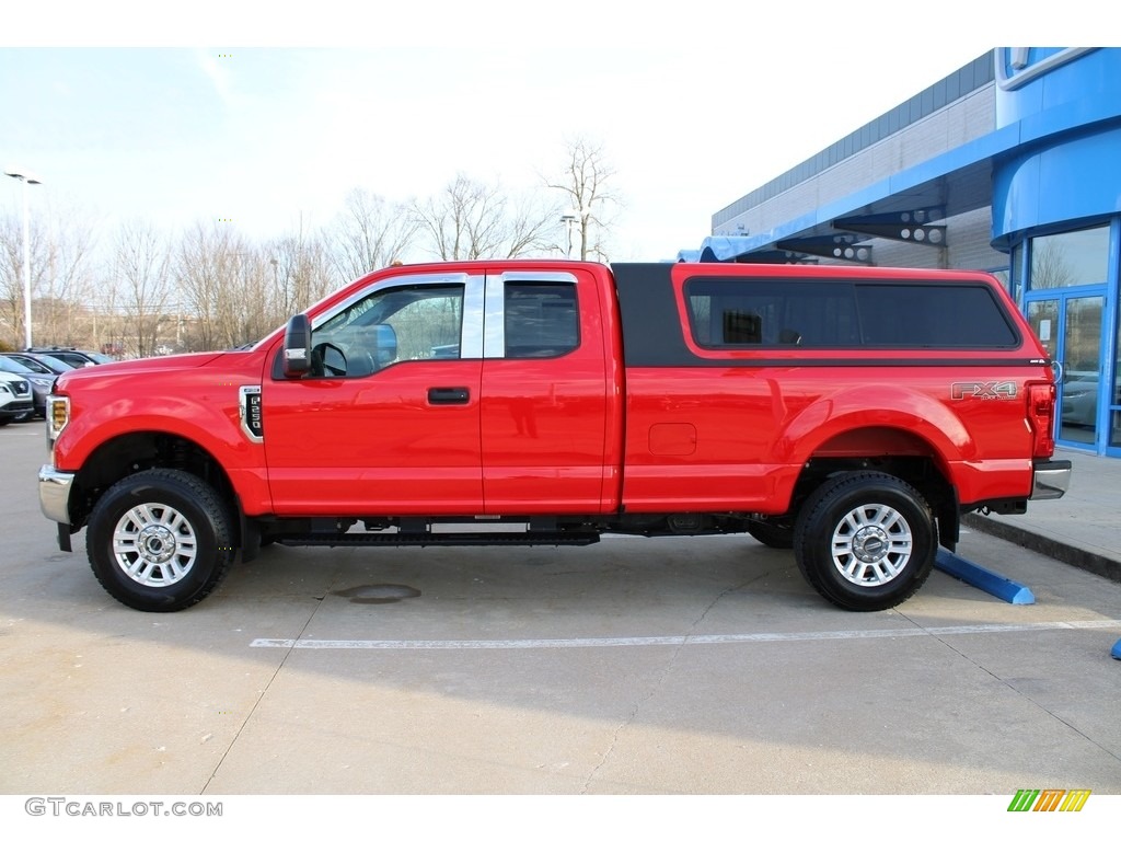 2019 F250 Super Duty XL SuperCab 4x4 - Race Red / Earth Gray photo #13